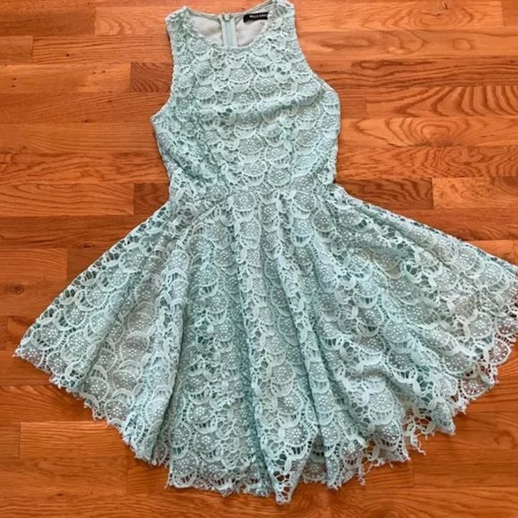 Modcloth Dresses & Skirts - ModCloth Light Blue Lace Sleeveless Dress XS